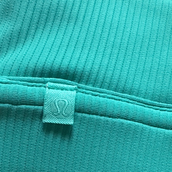 Lululemon Athletica Vibrant Green Ribbed Energy Longline Sports Bra - Picture 3 of 5